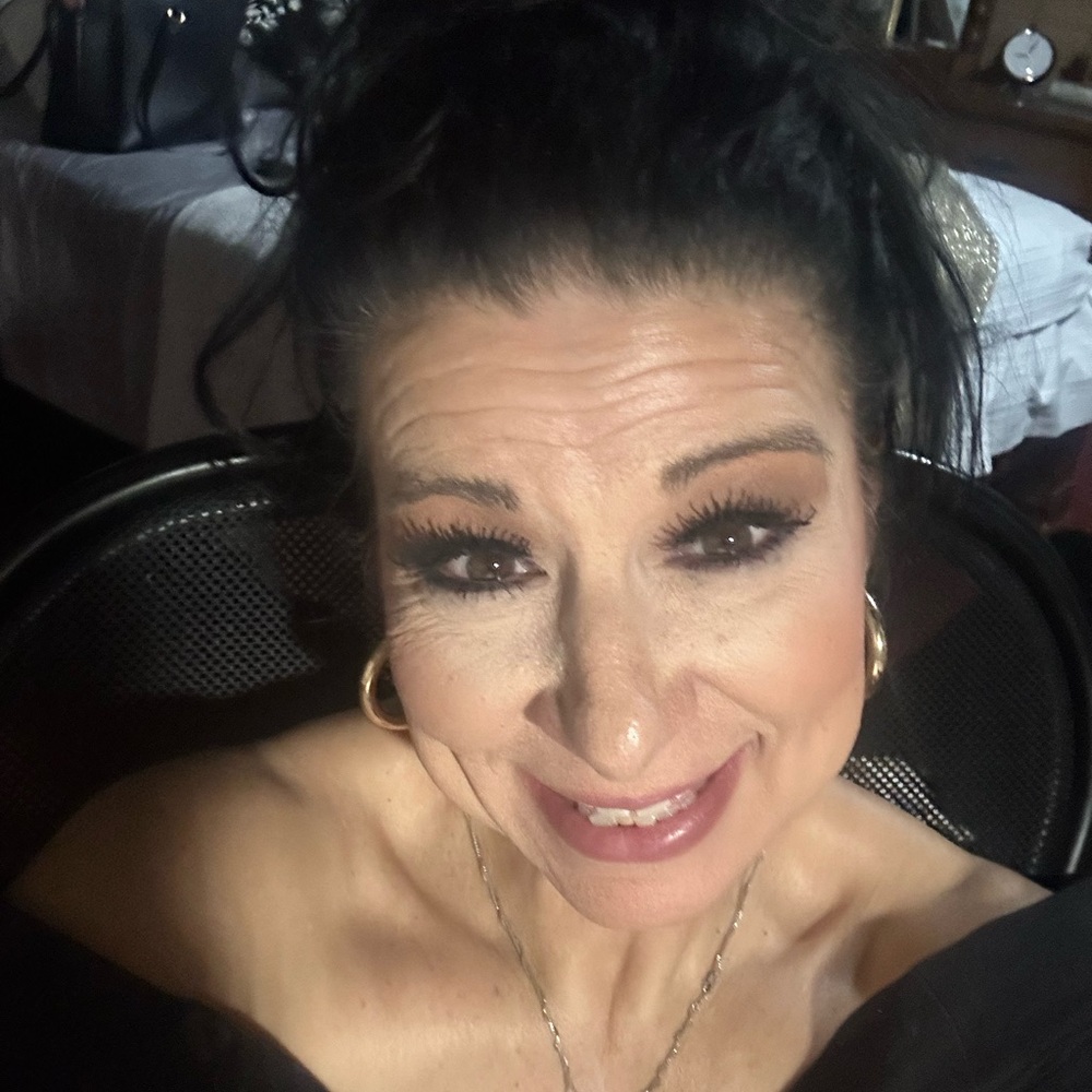 Meet your Posher, Annette